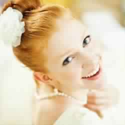 خلطات طبيعية لتبيض أسنان العروس قبل الزفاف