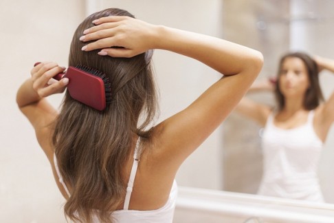 6 نصائح فعالة لتمشيط شعرك بطريقة صحيحة…طبقيها